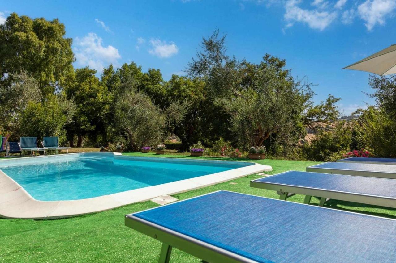 La Meriggia Agriturismo- Ampio Appartamento Con Terrazza Esclusiva Ancona Exterior foto
